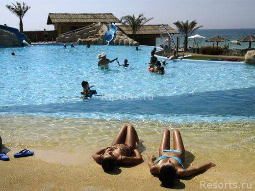 Coral Beach Resort 24